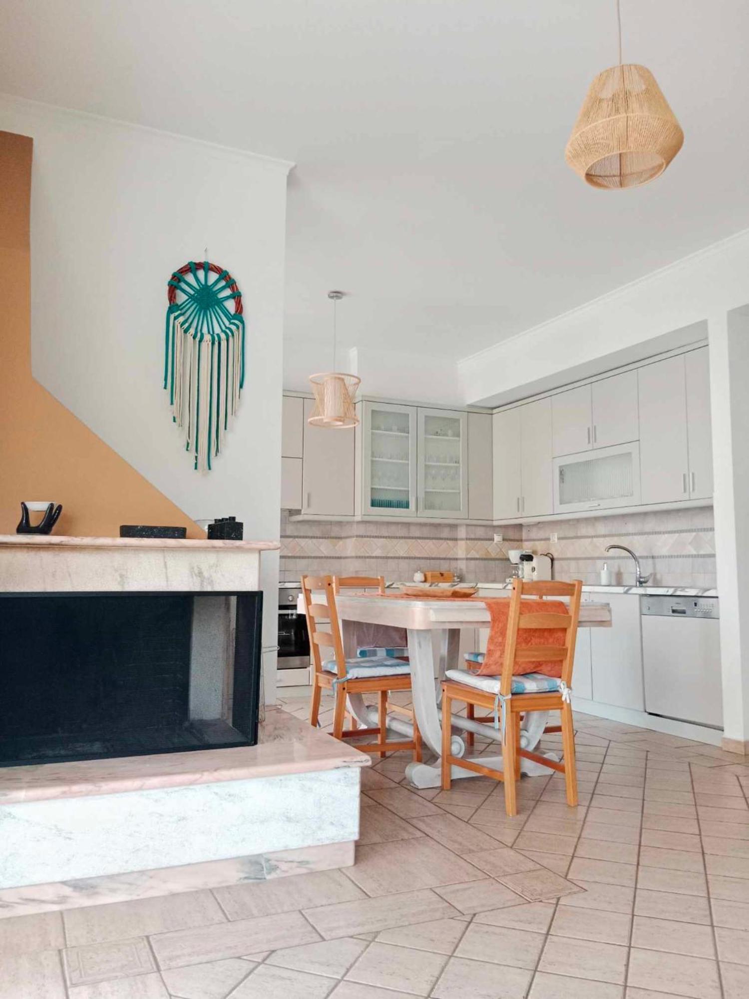 Lazarus 2Bd Apartment In The Center Patras Esterno foto