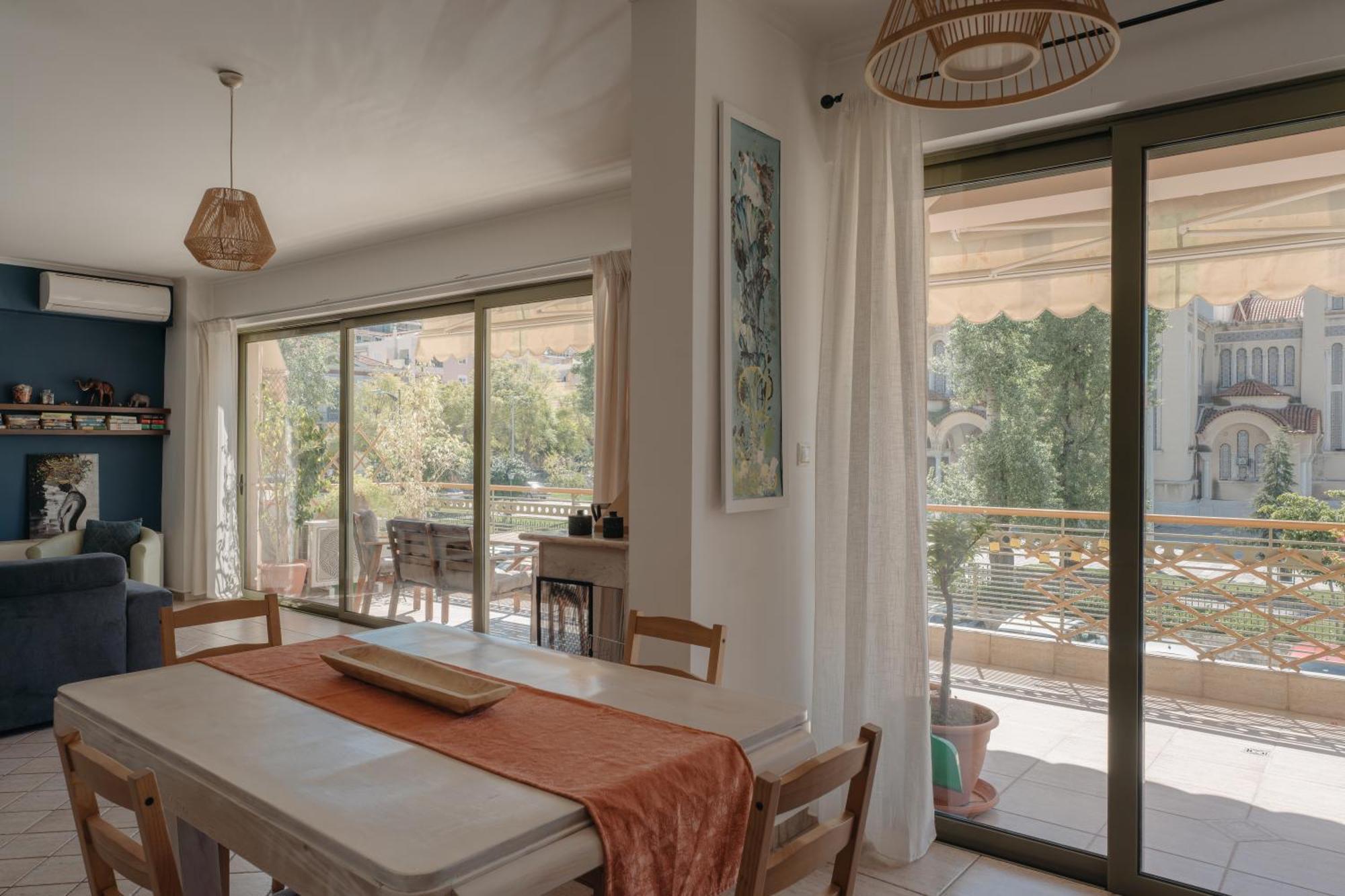 Lazarus 2Bd Apartment In The Center Patras Esterno foto