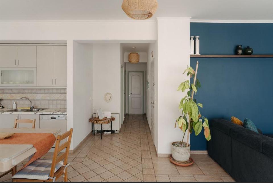 Lazarus 2Bd Apartment In The Center Patras Esterno foto
